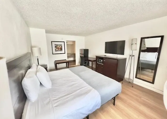 Airport Hotel