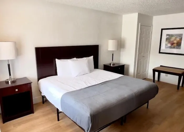 Airport Hotel Tulsa